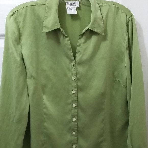 Silk Green Blouse - by Fred David with buttons - Picture 1 of 5